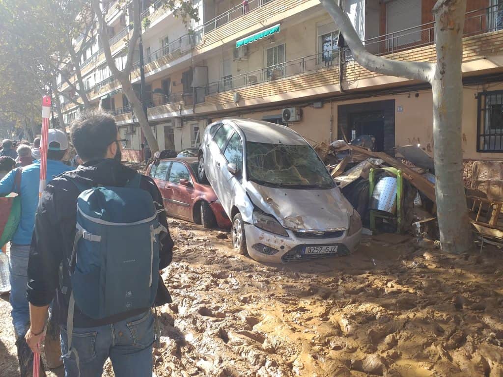 2024-11-01 Voluntaris per Alfafar devastat a conseqüència de les inundacions Octubre de 2024 2